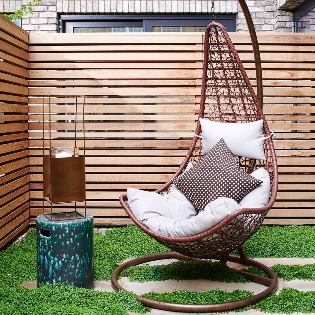 Owning a property with outdoor space is something we have all come to appreciate more over the last few years, especially when we were confined to our homes for so long during the pandemic! 
The majority of our properties offer outdoor space. Here are just a few of our favourites.
#themakersshoreditch #chapterhouse #londonproperty #outdoorspace #garden #balcony #realestate